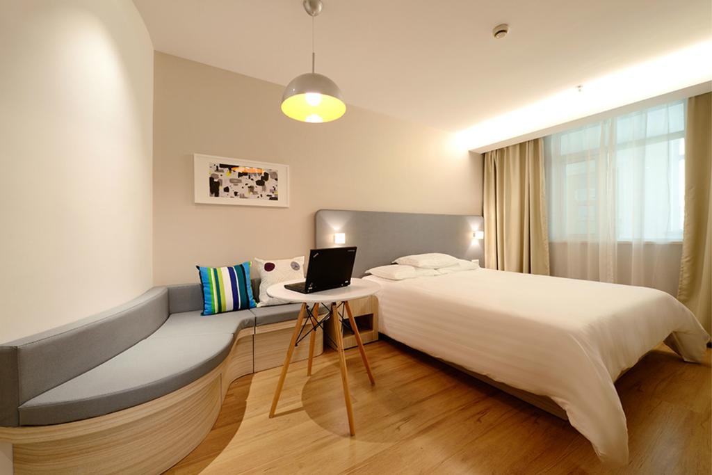 Hanting Hotel Shanghai Lujiazui Dongfang Road Hotel 2*